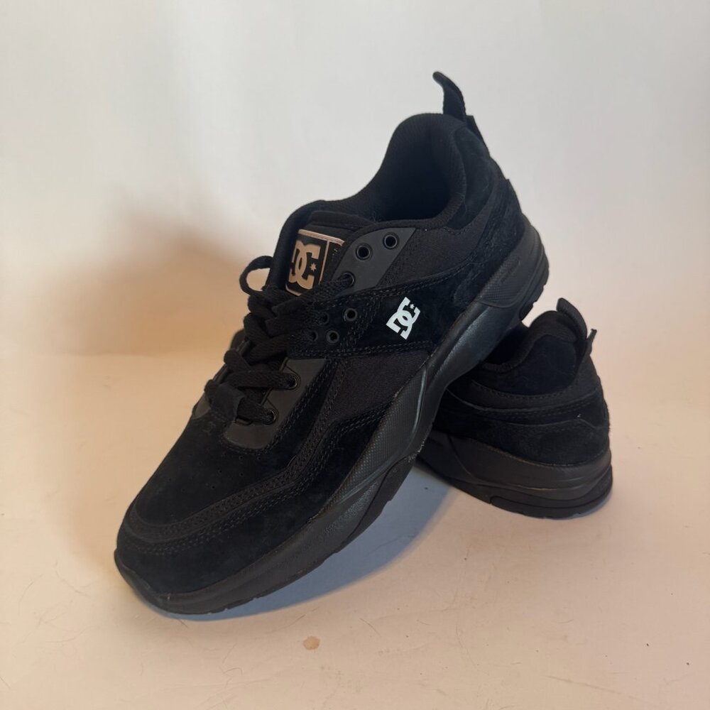 DC Shoes Black E. Tribeka Sneakers - Men Size 9